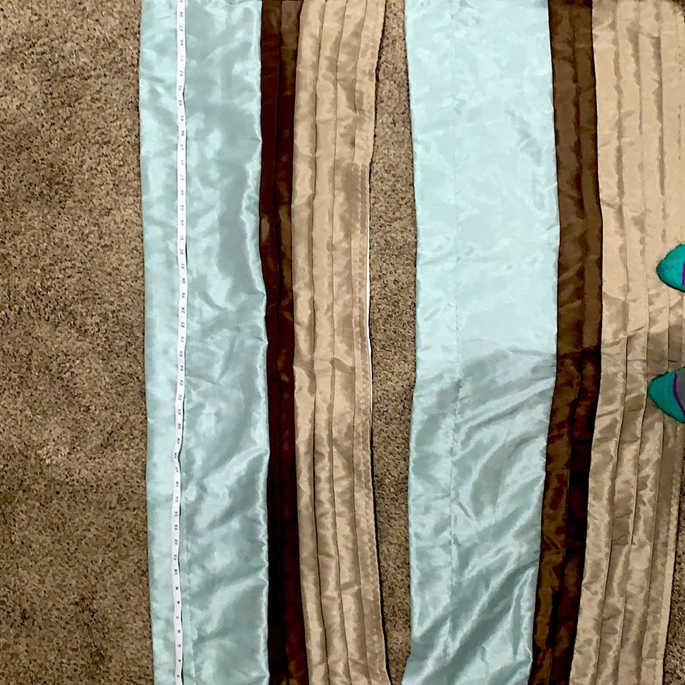 Valances - Picture 3 of 7